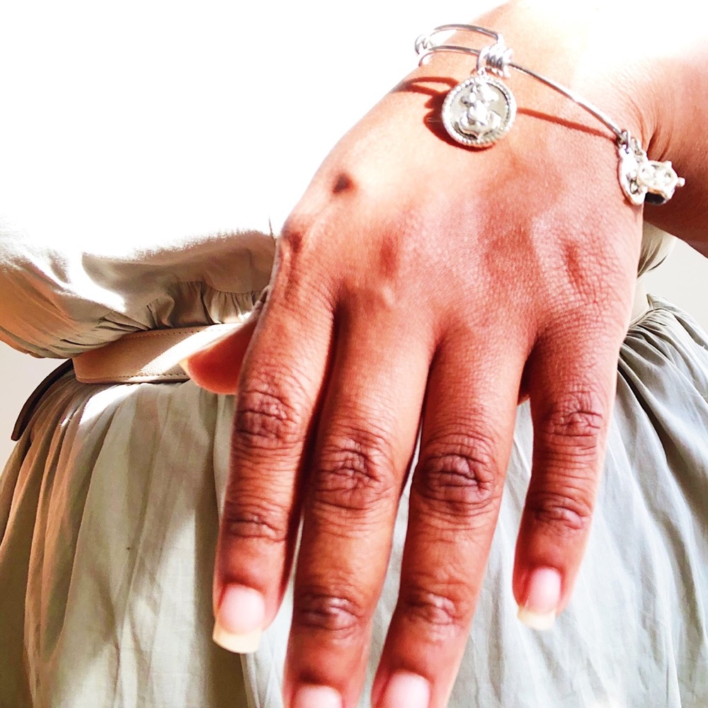 Jewlery Bundle/ Necklace, Bracelet and Earrings